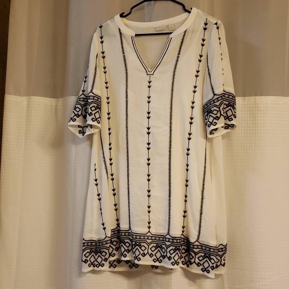 Hinge white tunic